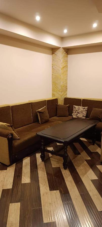 Studio Apartment Little Center, Heart Of Yerevan Exterior foto